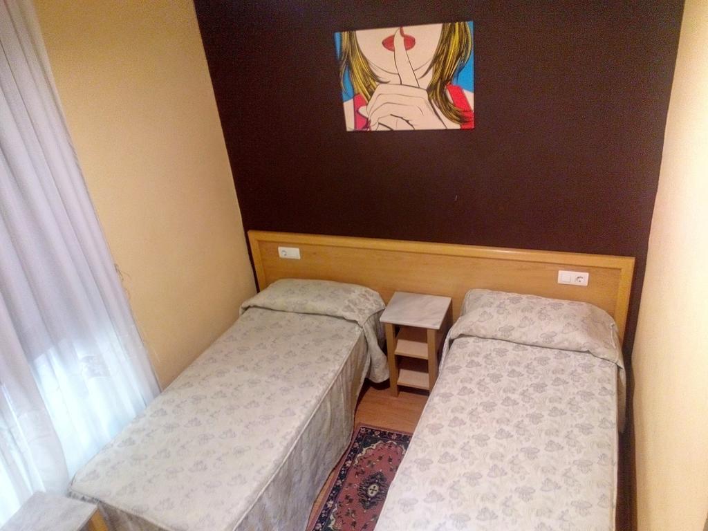 Twin Room,1688829209:JPEG